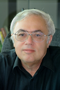 Dr. Falus András